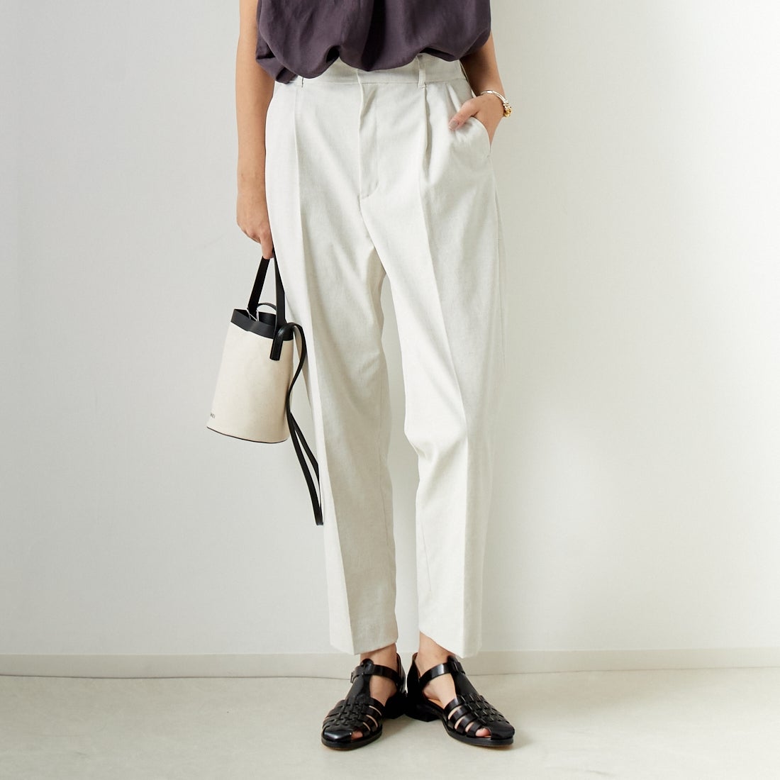 L/BEIGE&&モデル身長：167cm 着用サイズ：38&&