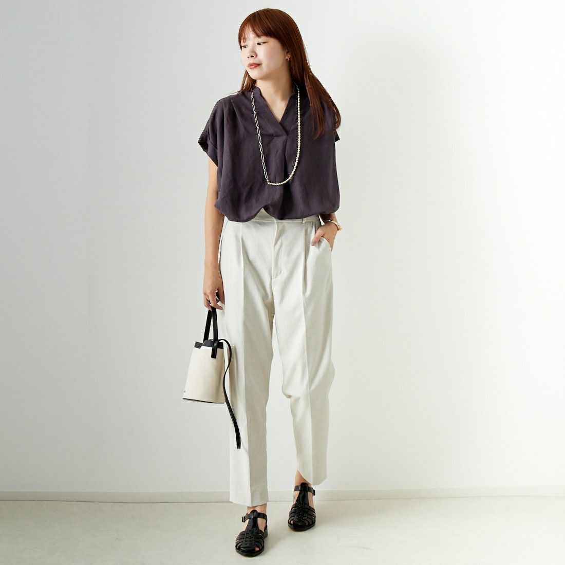 MICA&DEAL [マイカアンドディール] ワンタックパンツ [0124103036] L/BEIGE &&モデル身長：167cm 着用サイズ：38&&