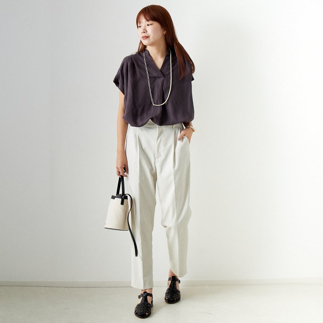 MICA&DEAL [マイカアンドディール] ワンタックパンツ [0124103036] L/BEIGE &&モデル身長：167cm 着用サイズ：38&&
