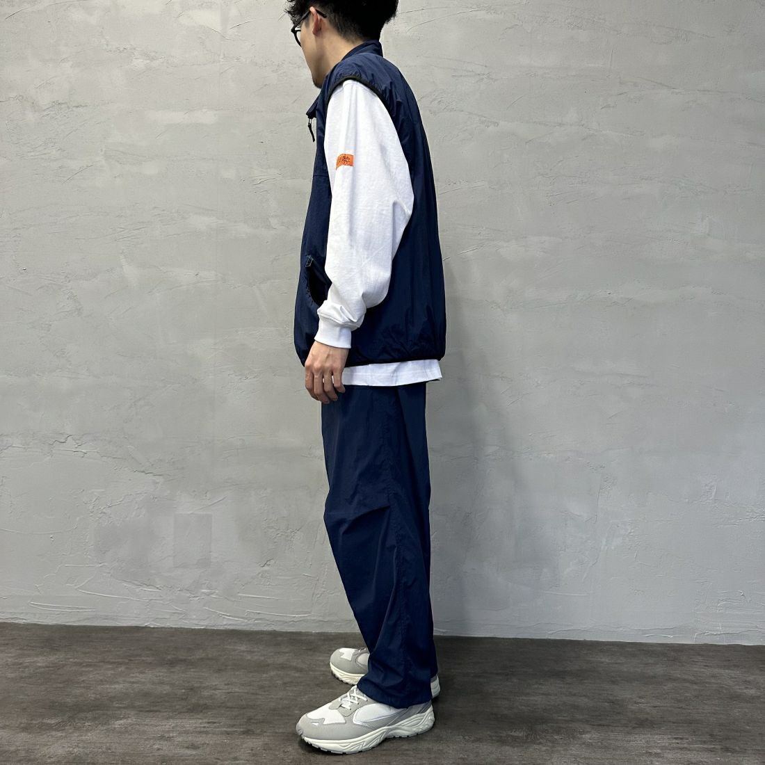 frostline [フロストライン] 別注 ナイロンベスト [FL6-VT-IN4-JF] NAVY &&モデル身長：168cm 着用サイズ：M&&