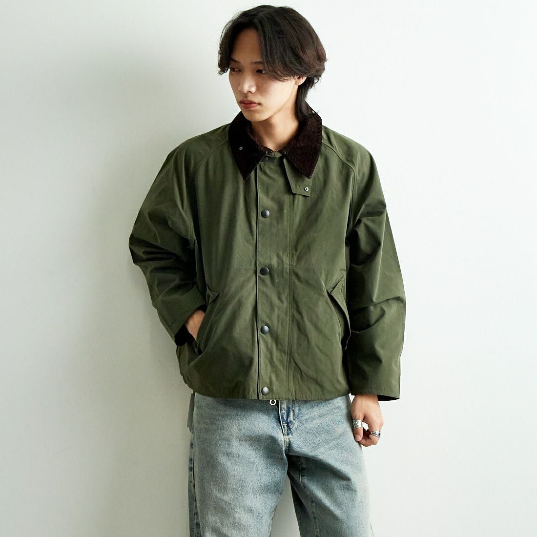Barbour [バブアー] トランスポート ピーチスキンノンオイルドジャケット [MCA0931] SAGE &&モデル身長：179cm 着用サイズ：38&&