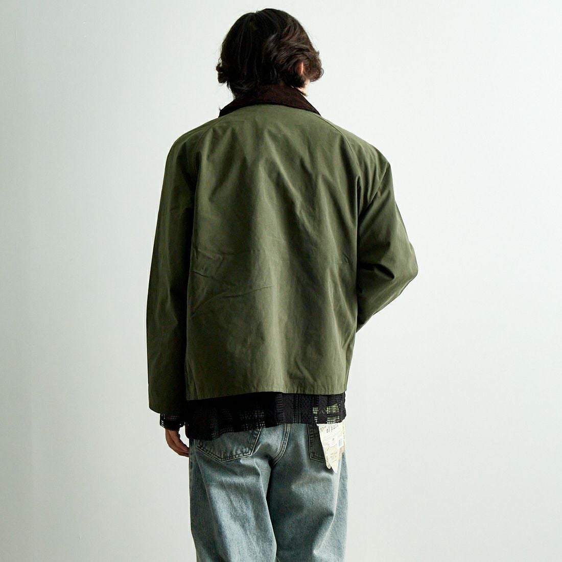 Barbour [バブアー] トランスポート ピーチスキンノンオイルドジャケット [MCA0931] SAGE &&モデル身長：179cm 着用サイズ：38&&