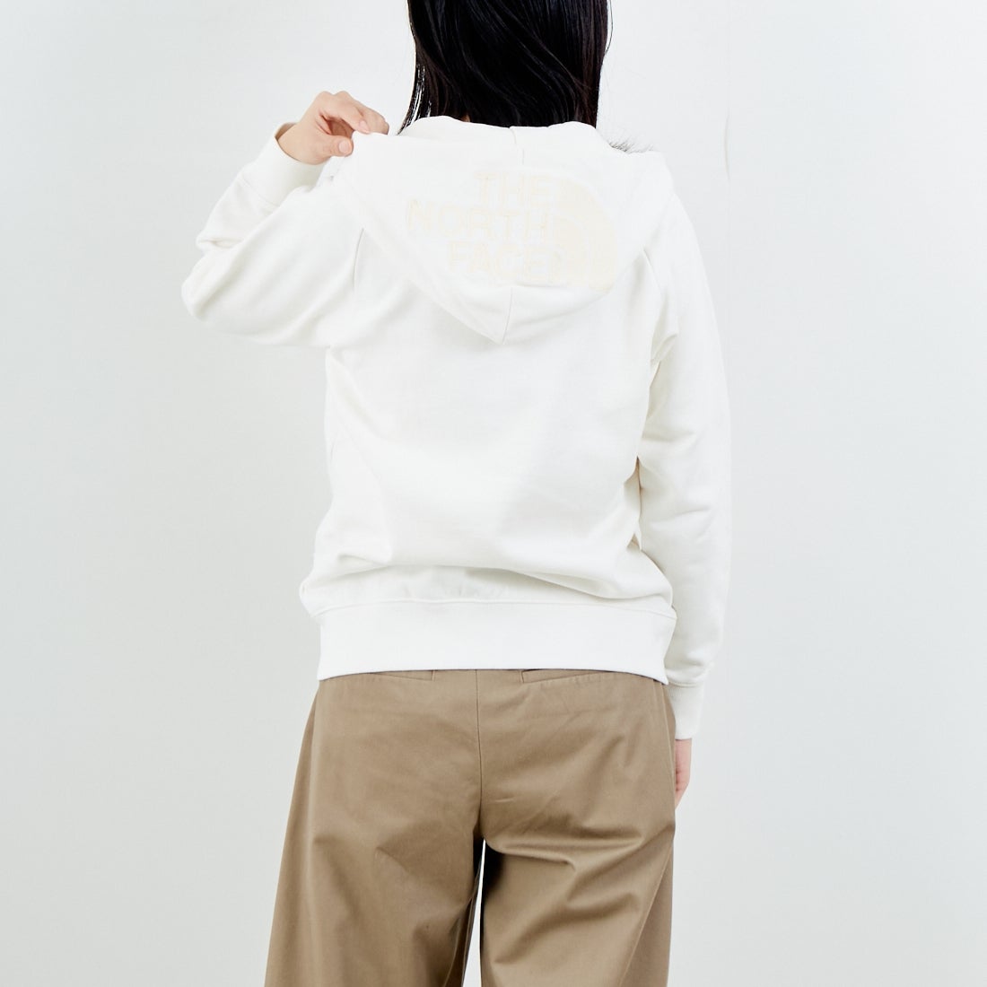 THE NORTH FACE [ザ ノースフェイス] リアビューフルジップフーディ [NTW12442] OO &&モデル身長：162cm 着用サイズ：M&&