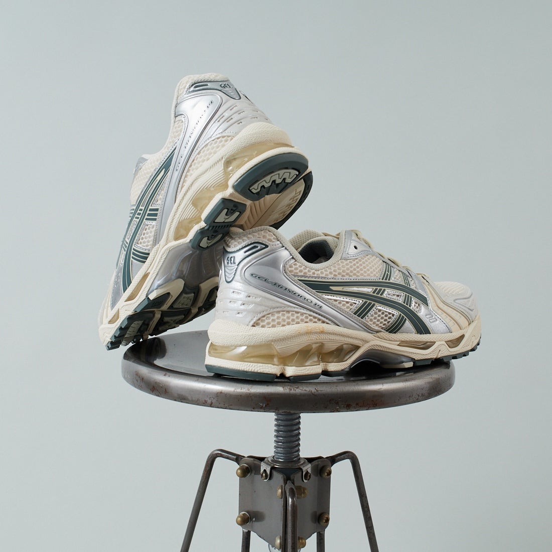 ASICS [アシックス] GEL-KAYANO 14 スニーカー [GEL-KAYANO-14] 200