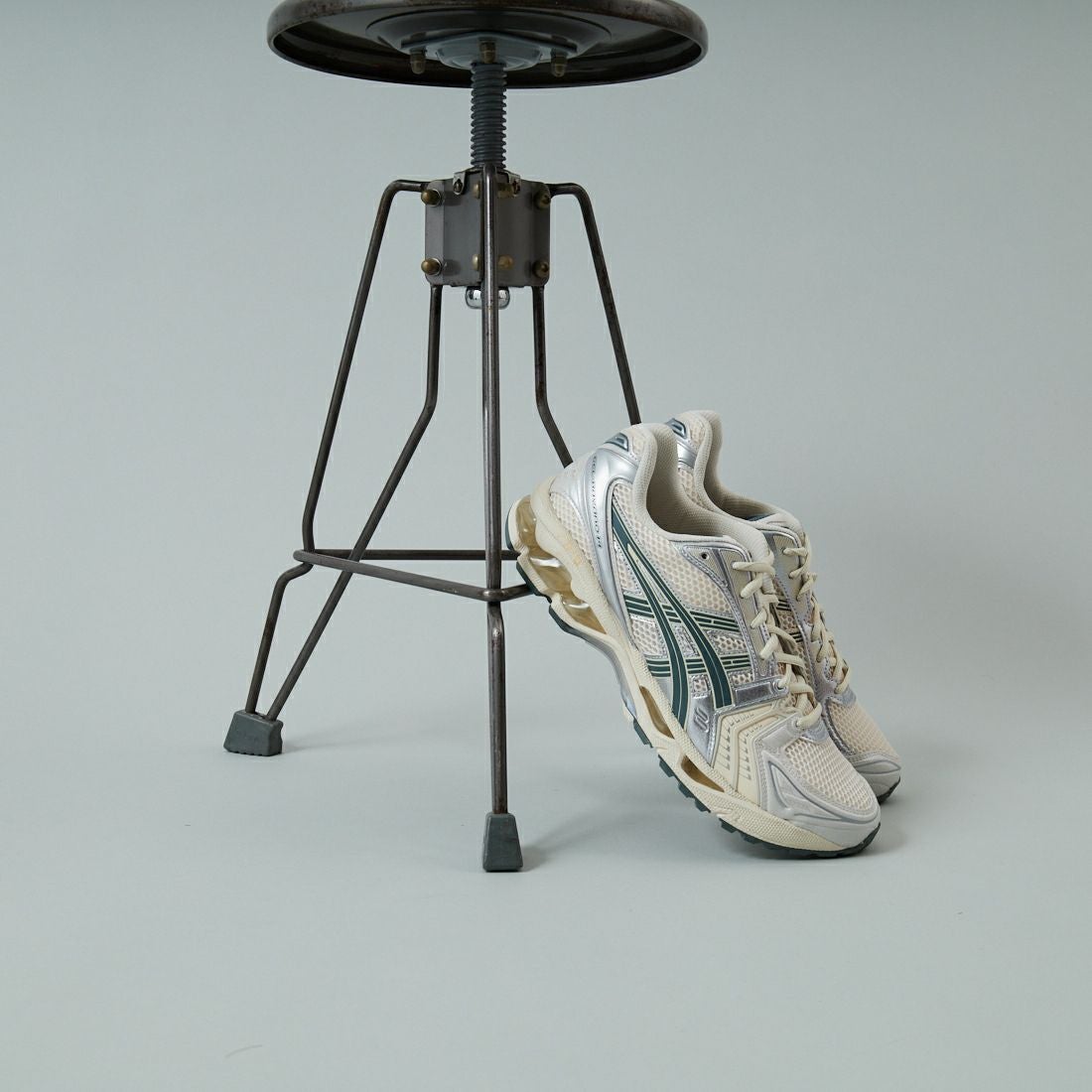 ASICS [アシックス] GEL-KAYANO 14 スニーカー [GEL-KAYANO-14] 200