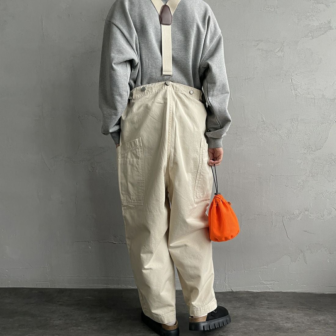 HARVESTY [ハーベスティ] サスペンダーガーデンパンツ [A12402] 31 IVORY&&モデル身長：160cm　着用サイズ：1&&