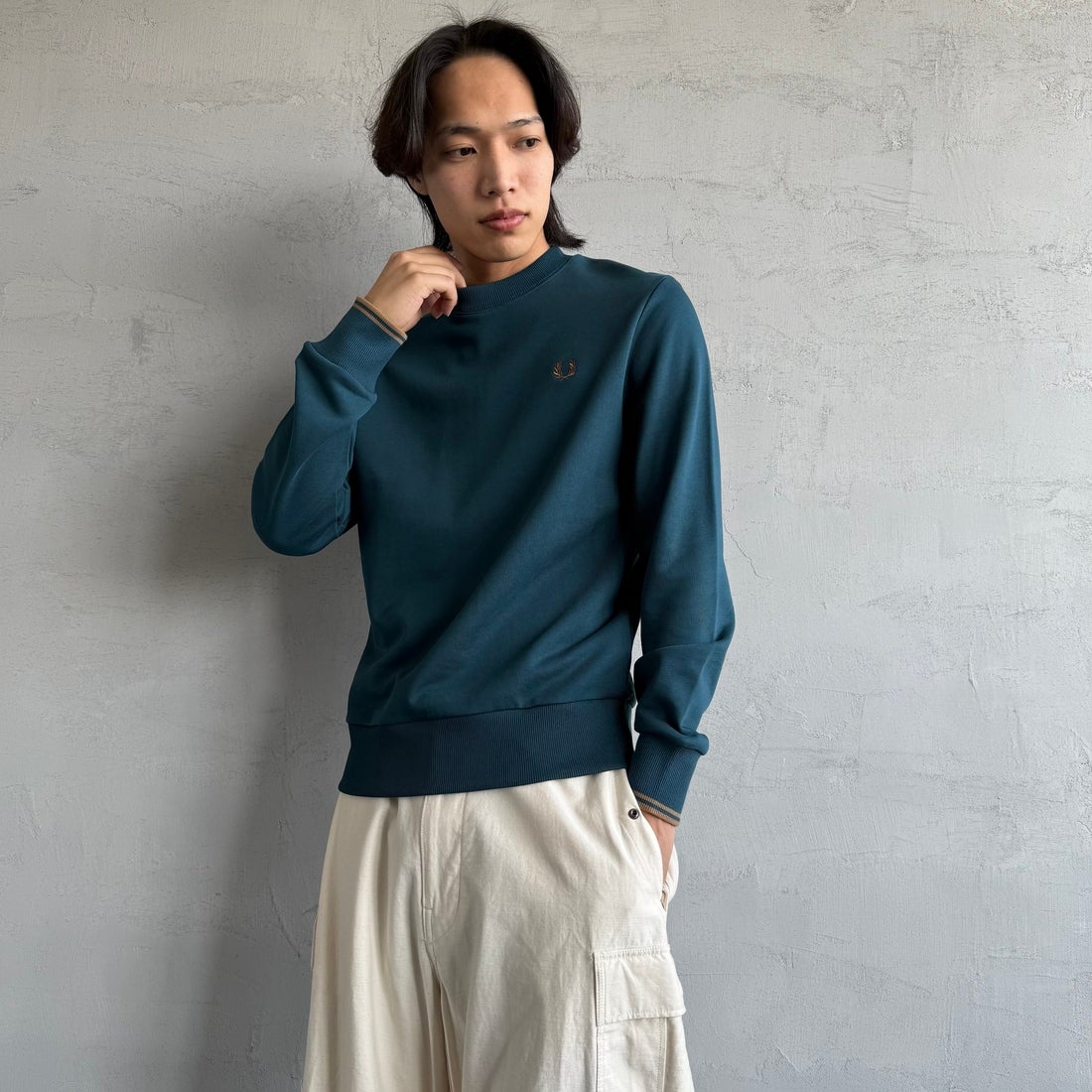 FRED PERRY [フレッドペリー] ワンポイント刺繍 クルーネック