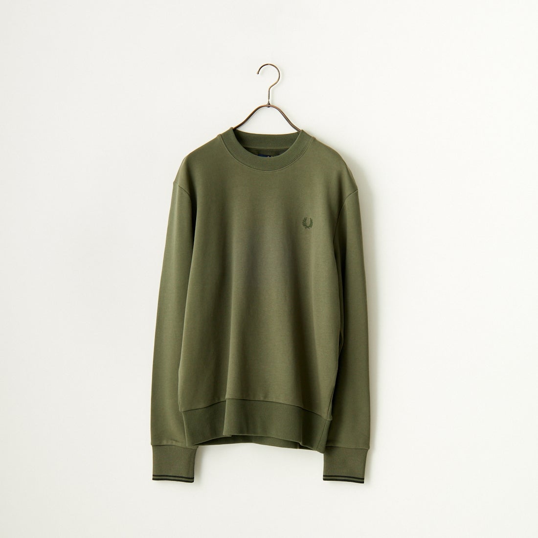 FRED PERRY [フレッドペリー] ワンポイント刺繍 クルーネックスウェット [M7535] W49 LAUREL