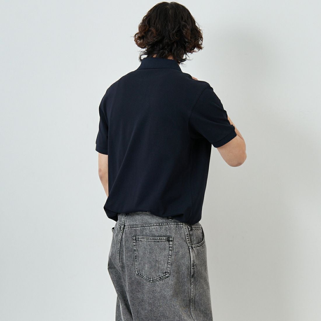 FRED PERRY [フレッドペリー] 鹿の子ポロシャツ [M6000] 608 NAVY&&モデル身長：179cm 着用サイズ：L&&