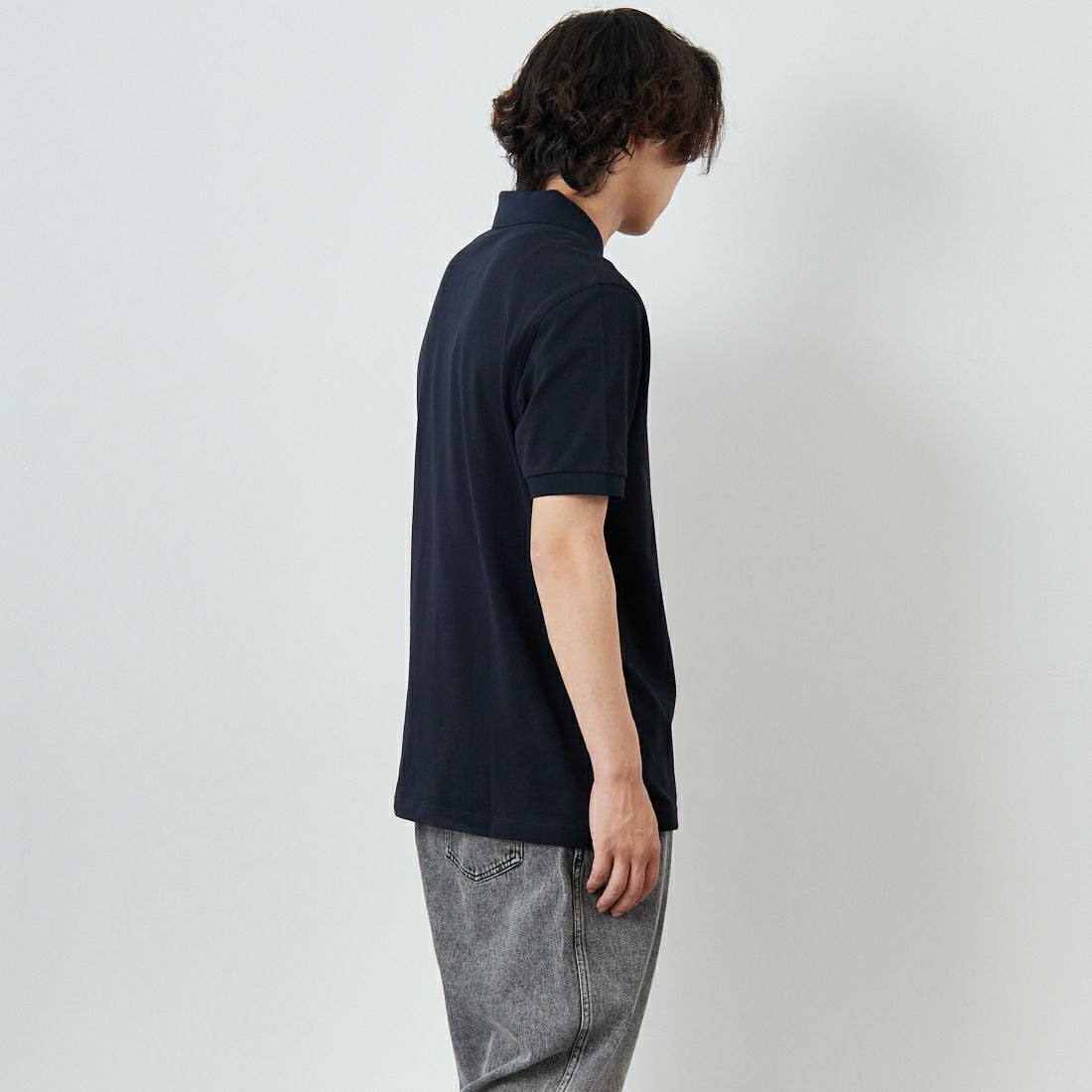 FRED PERRY [フレッドペリー] 鹿の子ポロシャツ [M6000] 608 NAVY&&モデル身長：179cm 着用サイズ：L&&
