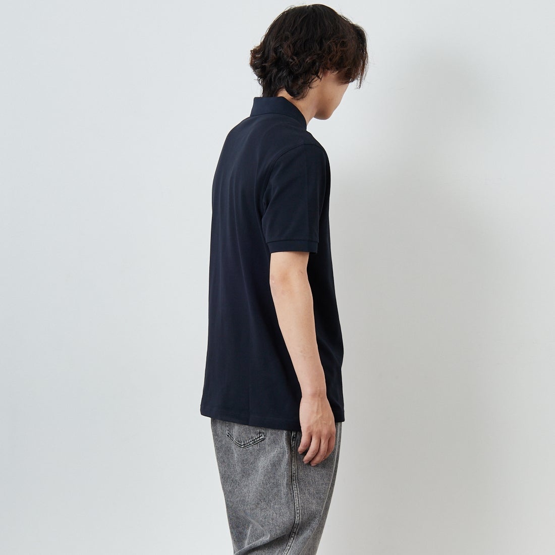 FRED PERRY [フレッドペリー] 鹿の子ポロシャツ [M6000] 608 NAVY&&モデル身長：179cm 着用サイズ：L&&