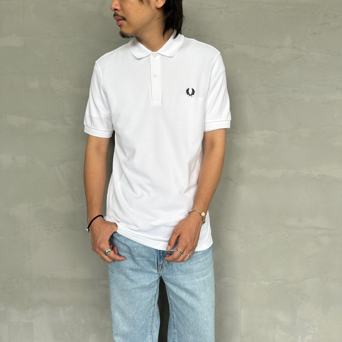 FRED PERRY [フレッドペリー] 鹿の子ポロシャツ [M6000] 100 WHITE &&モデル身長：173cm 着用サイズ：M&&