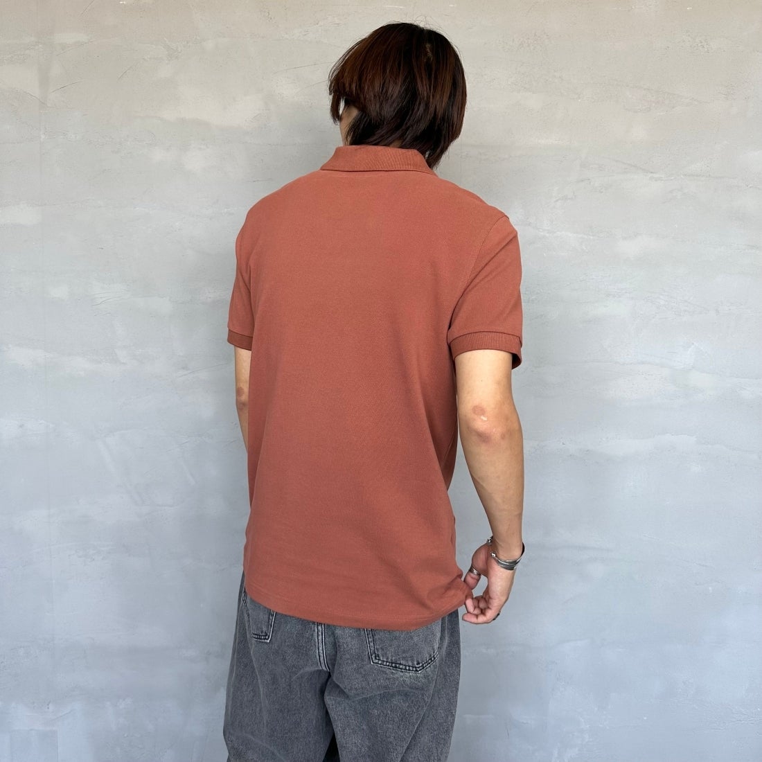 FRED PERRY [フレッドペリー] 鹿の子ポロシャツ [M6000] Y52 CINNAM &&モデル身長：179cm 着用サイズ：M&&