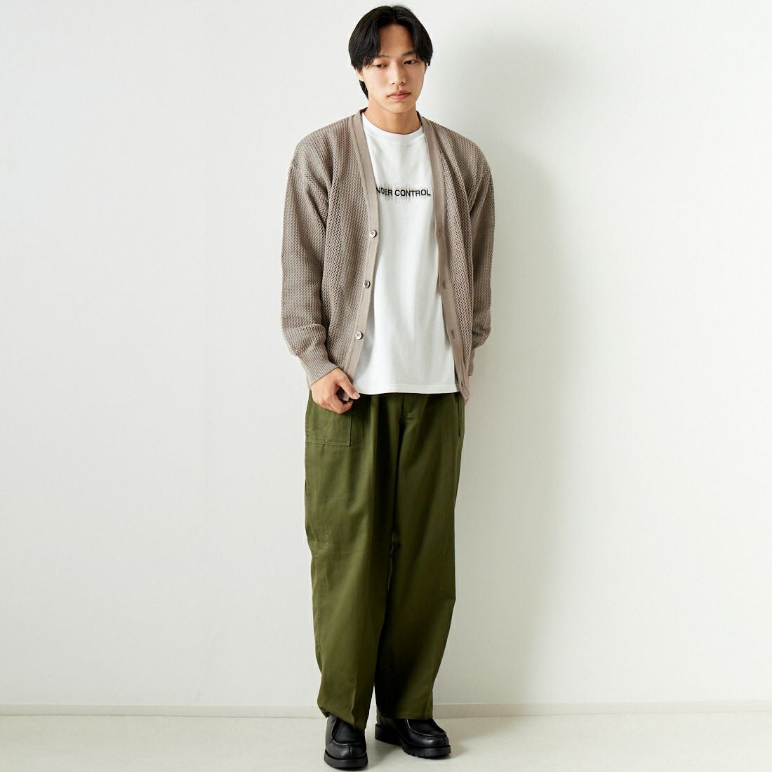 Noir Fabrik [ヌワールファブリック] コンパクトメッシュカーディガン [NF-241-015] GREYGE &&モデル身長：179cm 着用サイズ：L&&