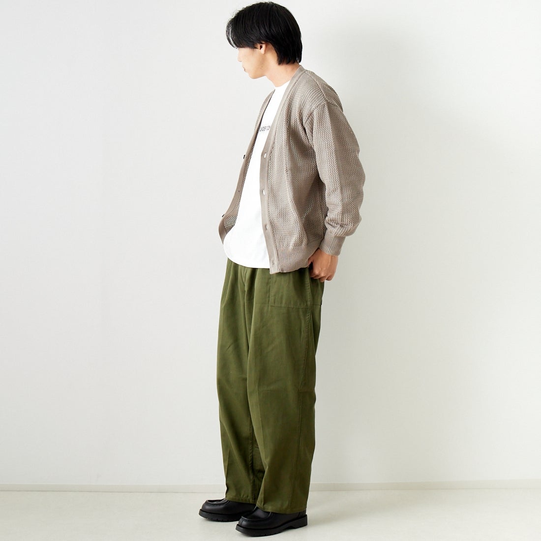 Noir Fabrik [ヌワールファブリック] コンパクトメッシュカーディガン [NF-241-015] GREYGE &&モデル身長：179cm 着用サイズ：L&&