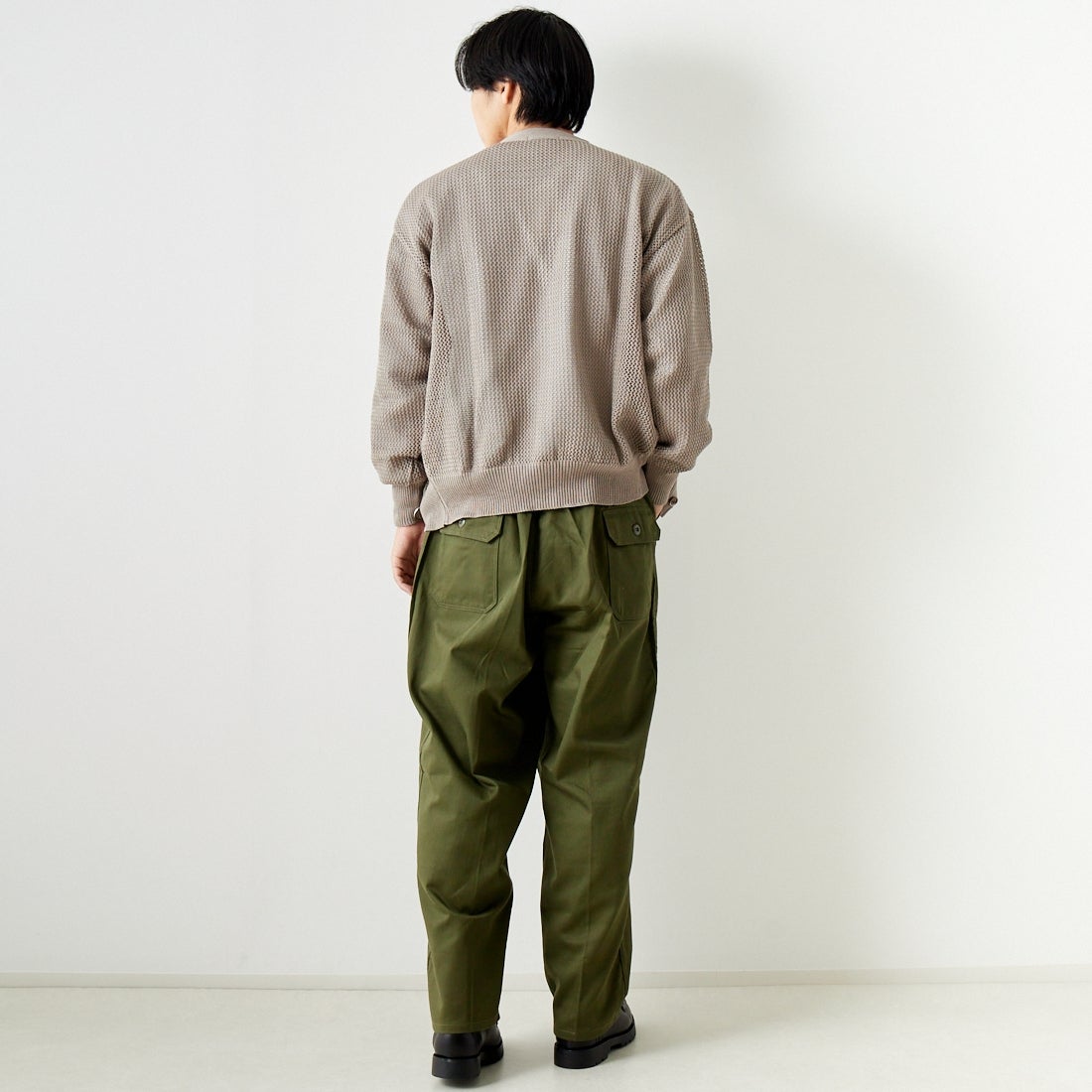 Noir Fabrik [ヌワールファブリック] コンパクトメッシュカーディガン [NF-241-015] GREYGE &&モデル身長：179cm 着用サイズ：L&&