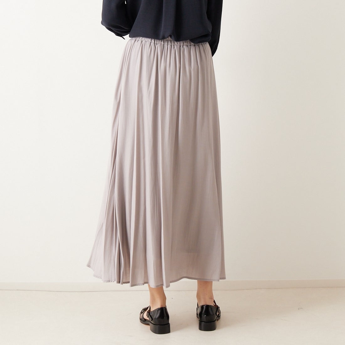 Jf Ready Made [ジェイエフレディメイド] エアリースカート [963-27201] 07 Lｸﾞﾚｰ &&モデル身長：160cm 着用サイズ：F&&