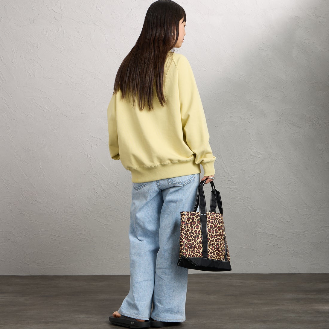 Gymphlex [ジムフレックス] スウィングスリーブ クルーネックプルオーバー [GY-C0291TCA] YELLOW &&モデル身長：150cm 着用サイズ：12&&