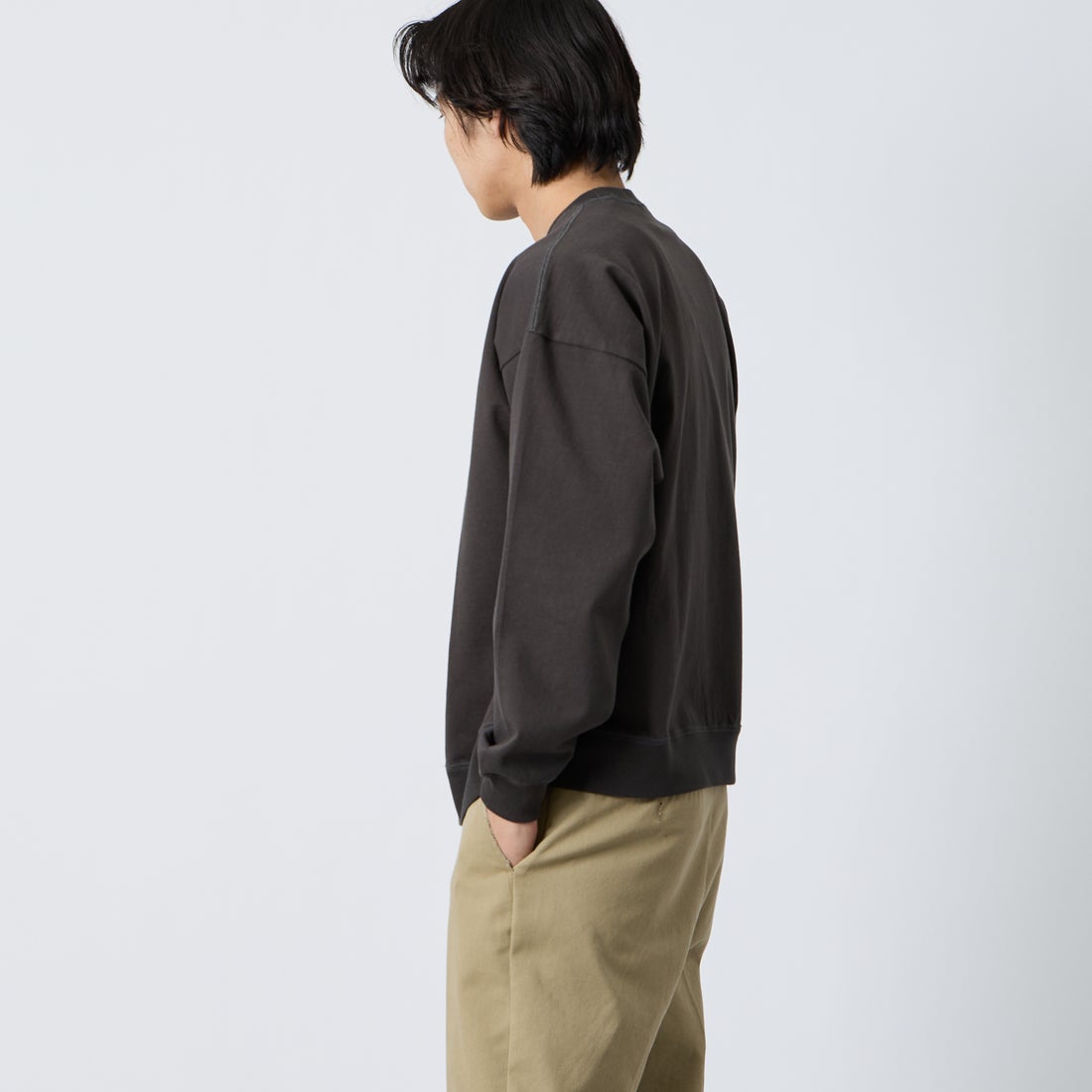 Gymphlex [ジムフレックス] ロゴ刺繍 ロングスリーブTシャツ [GY-C0102HWJ] CHARCOAL &&モデル身長：179cm 着用サイズ：M&&