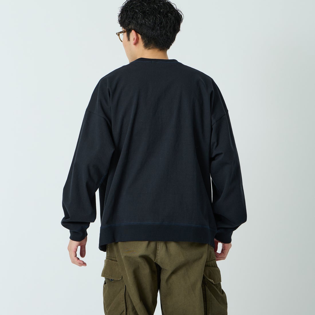 Gymphlex [ジムフレックス] ロゴ刺繍 ロングスリーブTシャツ [GY-C0102HWJ] DK.NAVY &&モデル身長：168cm 着用サイズ：L&&