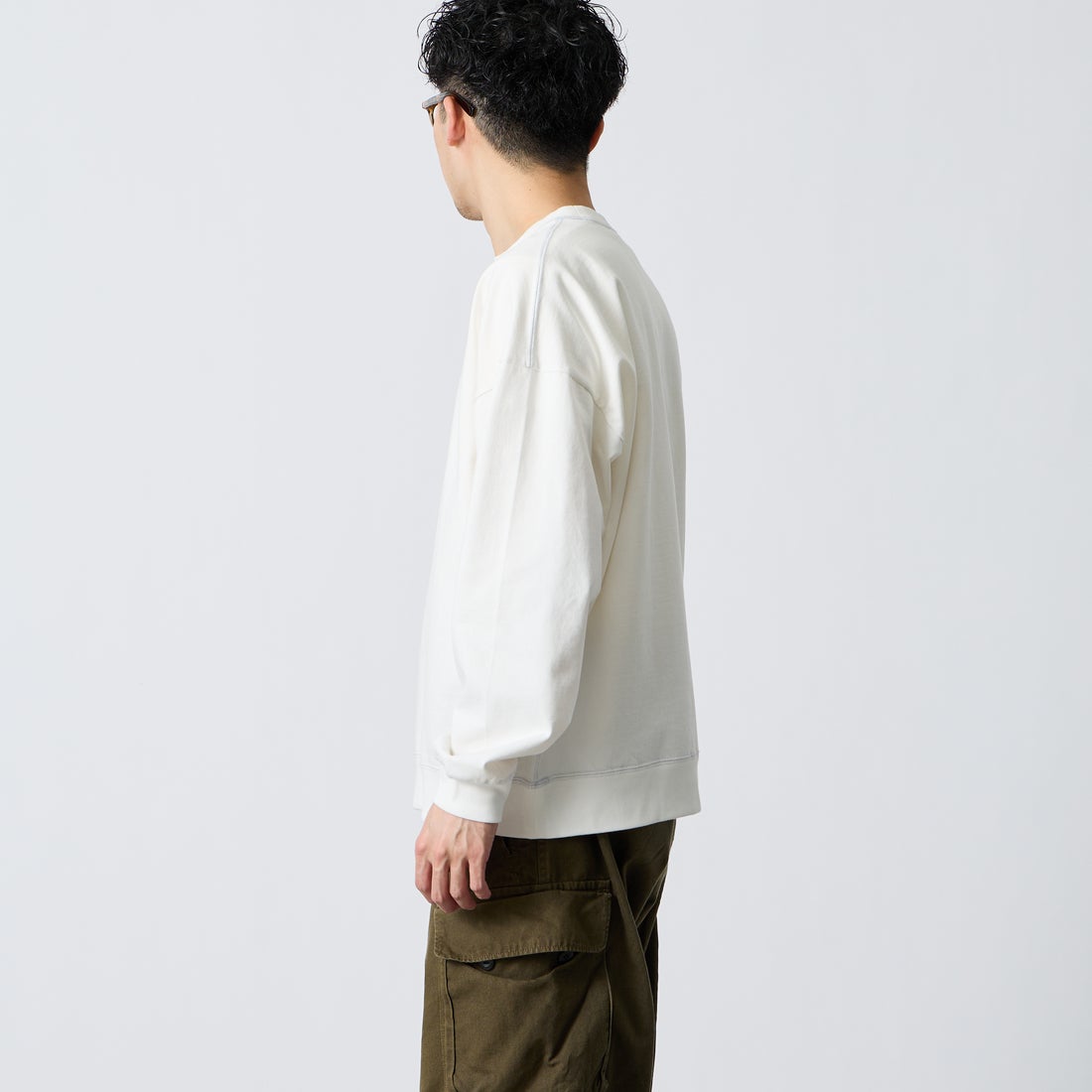 Gymphlex [ジムフレックス] ロゴ刺繍 ロングスリーブTシャツ [GY-C0102HWJ] OFF WHITE &&モデル身長：168cm 着用サイズ：M&&