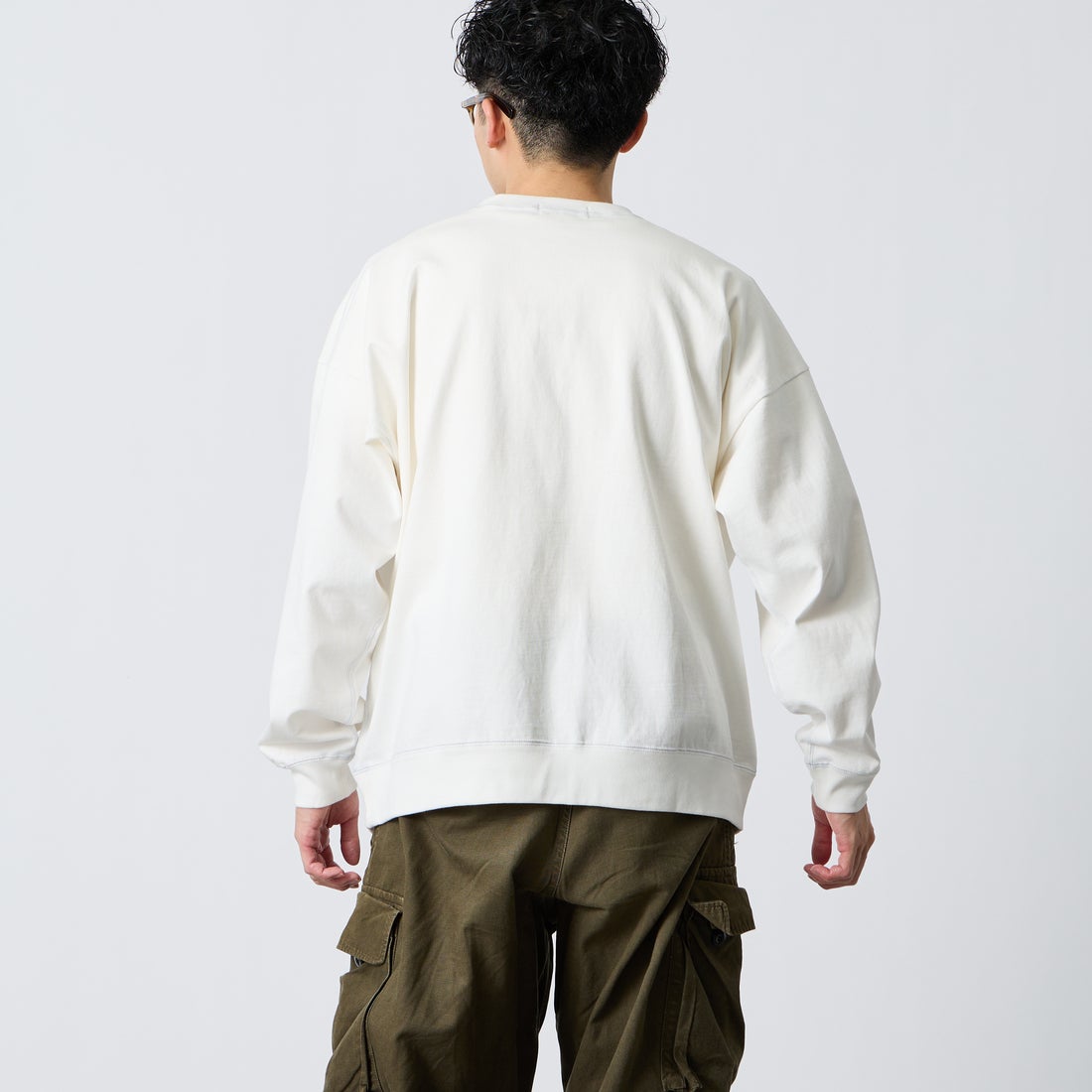 Gymphlex [ジムフレックス] ロゴ刺繍 ロングスリーブTシャツ [GY-C0102HWJ] OFF WHITE &&モデル身長：168cm 着用サイズ：M&&