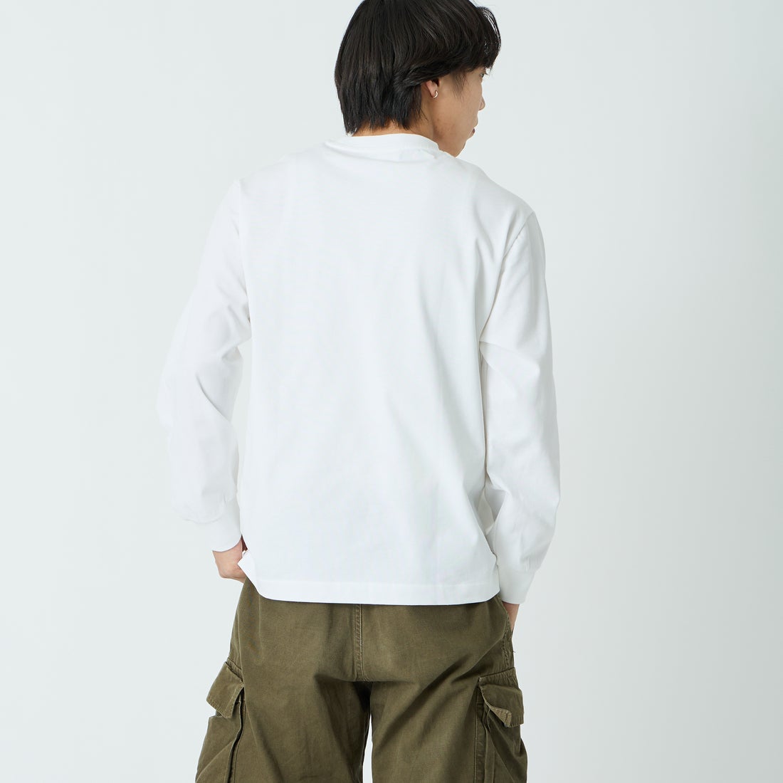 LACOSTE [ラコステ] ベーシックロングスリーブTシャツ [TH5583] 001 WHITE &&モデル身長：179cm 着用サイズ：5&&