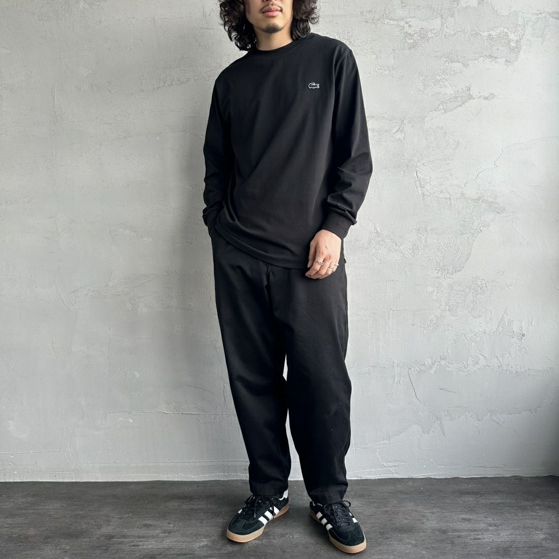 LACOSTE [ラコステ] ベーシックロングスリーブTシャツ [TH5583] 031 BLACK &&モデル身長：173cm 着用サイズ：4&&