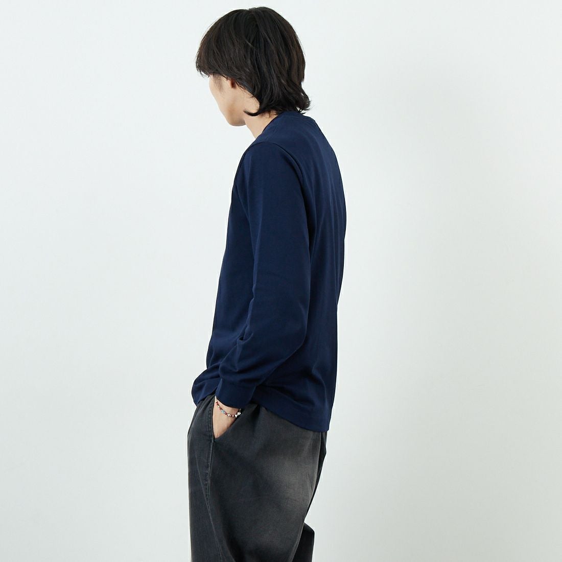 LACOSTE [ラコステ] ベーシックロングスリーブTシャツ [TH5583] 166 NAVY &&モデル身長：179cm 着用サイズ：4&&