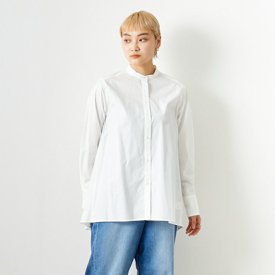 MICA&DEAL [マイカアンドディール] バックドレープリボンブラウス [0124101028] WHITE &&モデル身長：160cm 着用サイズ：F&&