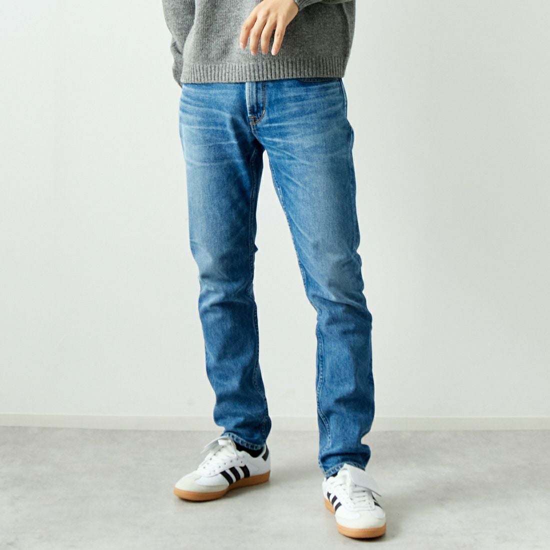 YANUK [ヤヌーク] スリムテーパード VINCENT2/ヴィンセント2 [57241001] OBL &&モデル身長：179cm 着用サイズ：29&&