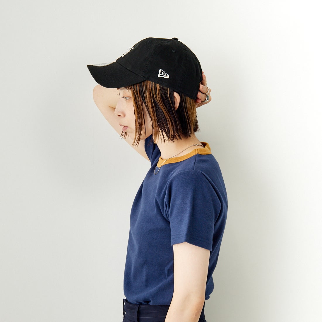 NEW ERA [ニューエラ] カジュアルクラシック シカゴホワイトソックス ミッドロゴキャップ [14109544] BLK
