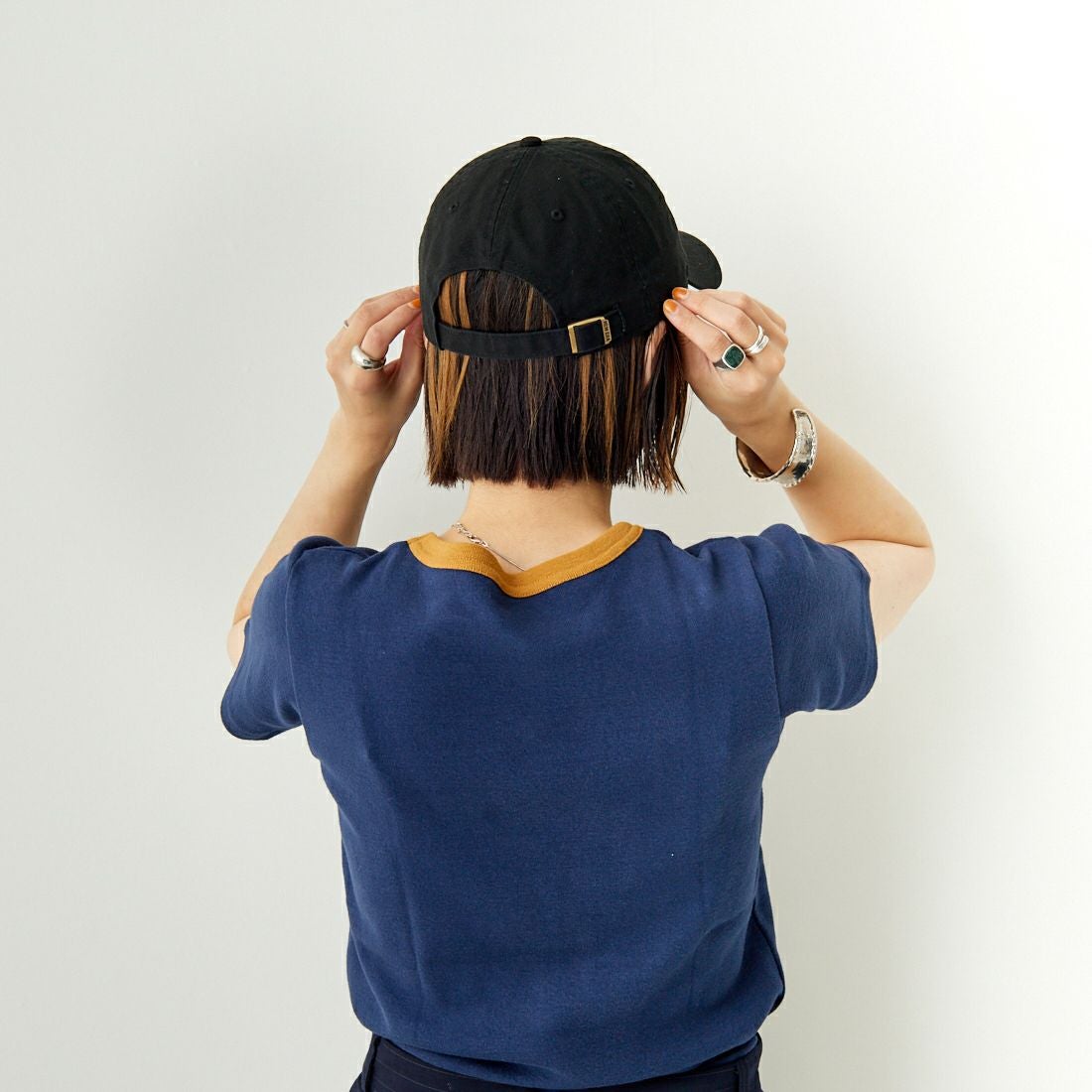 NEW ERA [ニューエラ] カジュアルクラシック シカゴホワイトソックス ミッドロゴキャップ [14109544] BLK