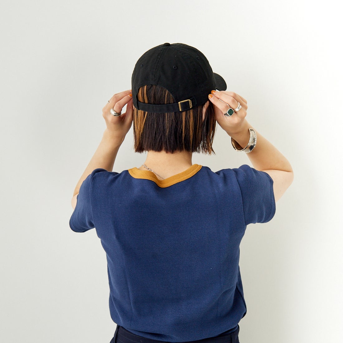 NEW ERA [ニューエラ] カジュアルクラシック シカゴホワイトソックス ミッドロゴキャップ [14109544] BLK