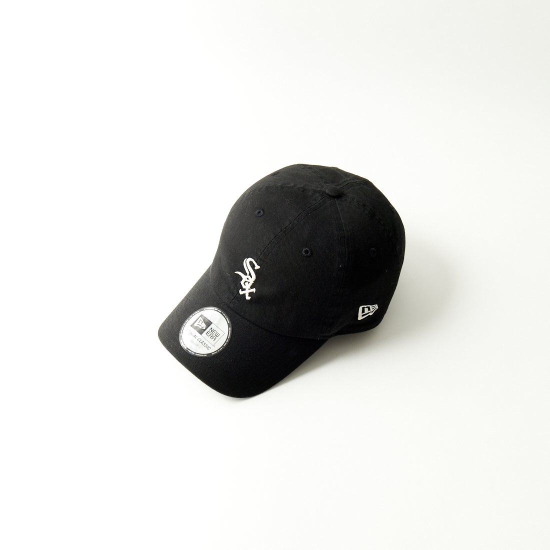 NEW ERA [ニューエラ] カジュアルクラシック シカゴホワイトソックス ミッドロゴキャップ [14109544] BLK