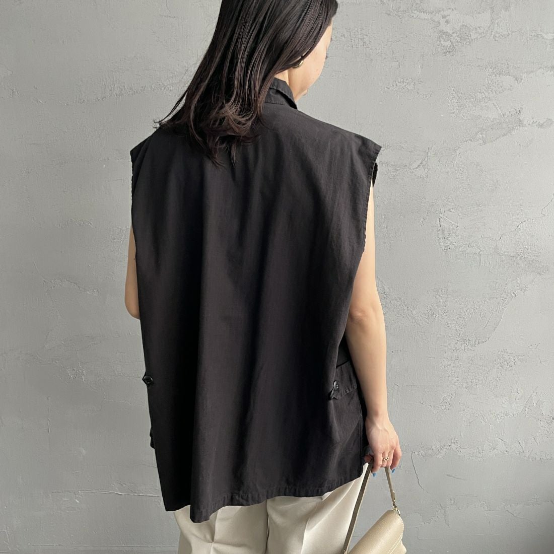 ROTHCO [ロスコ] BDUノースリーブシャツジャケット [BDSH-NOSLEEVE] BLACK&&モデル身長：163cm 着用サイズ：L&&