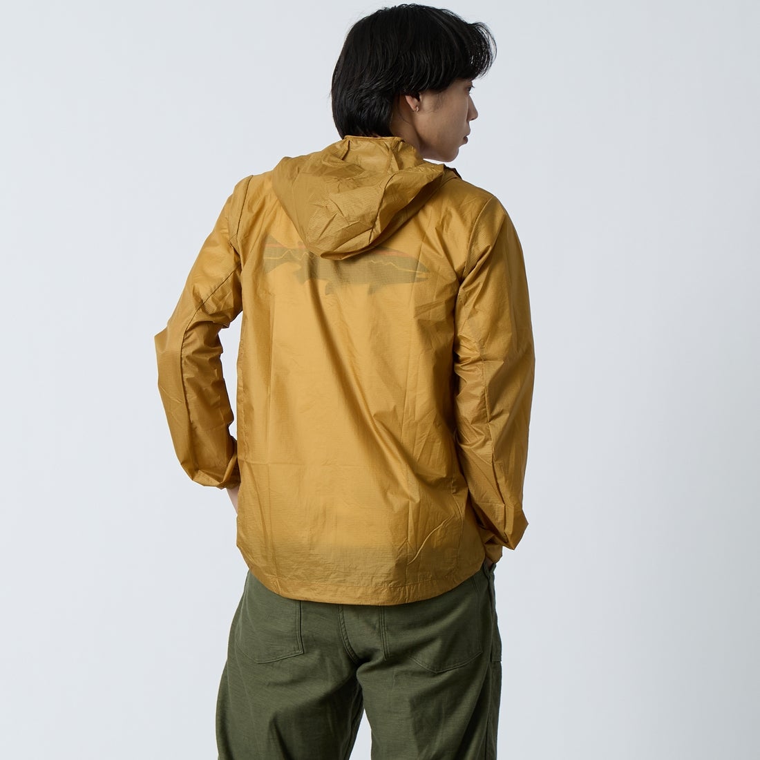patagonia [パタゴニア] メンズ フーディニ ジャケット [24142] BCBN &&モデル身長：179cm 着用サイズ：M&&