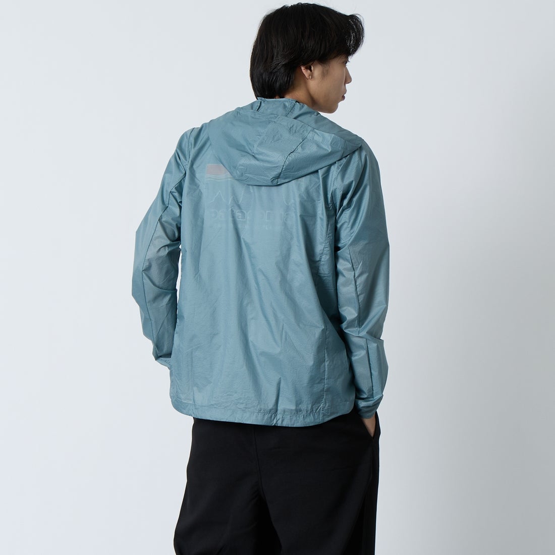 patagonia [パタゴニア] メンズ フーディニ ジャケット [24142] BLSG &&モデル身長：179cm 着用サイズ：M&&