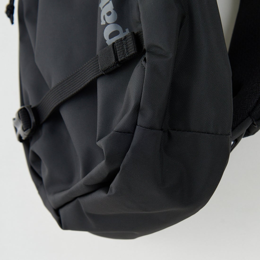 patagonia [パタゴニア] アトム スリング8L [48262] BLK