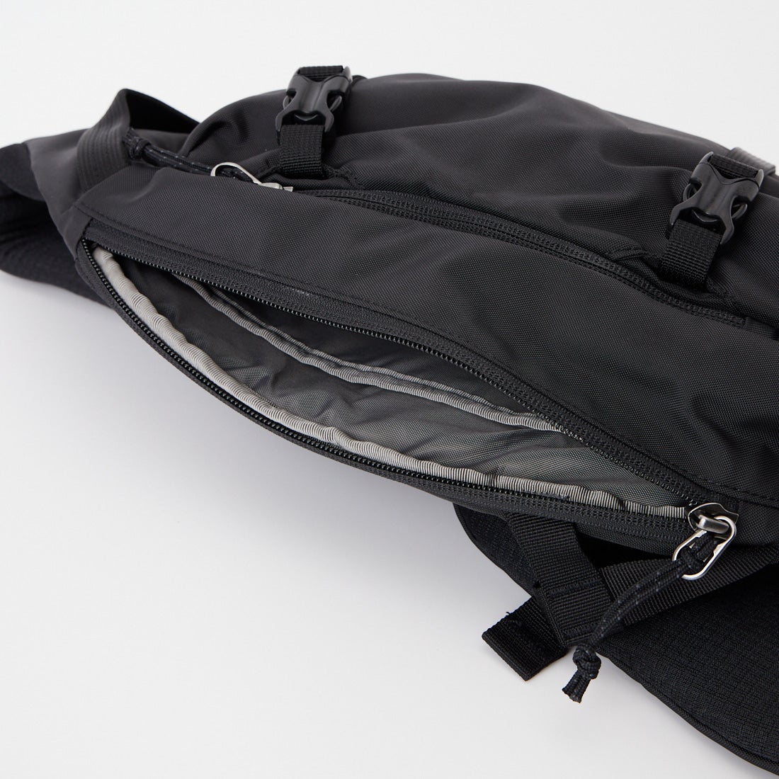 patagonia [パタゴニア] アトム スリング8L [48262] BLK