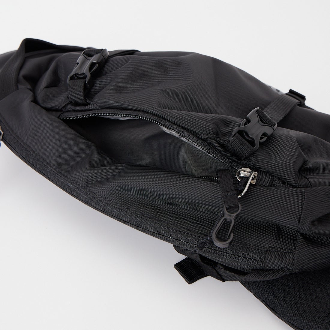 patagonia [パタゴニア] アトム スリング8L [48262] BLK