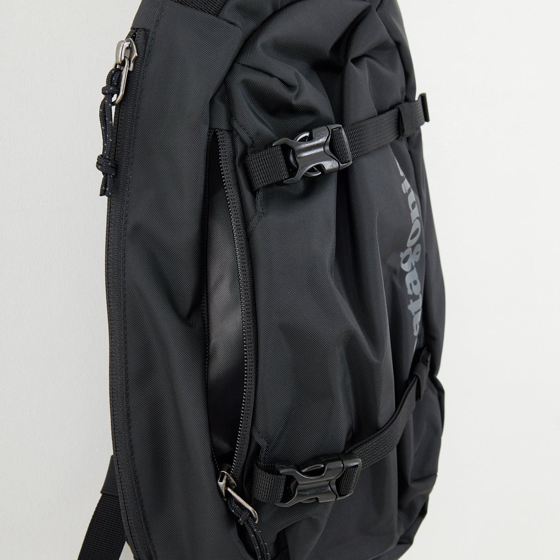 パタゴニア アトム スリング アトム・スリング 8L - パタゴニア公式オンラインショップ