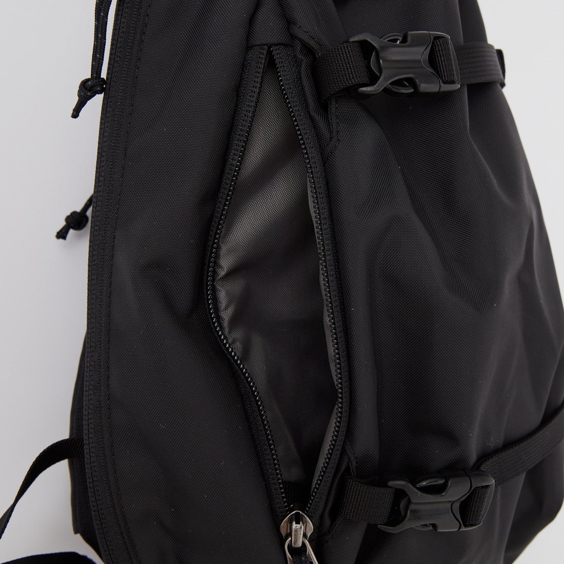patagonia [パタゴニア] アトム スリング8L [48262] BLK