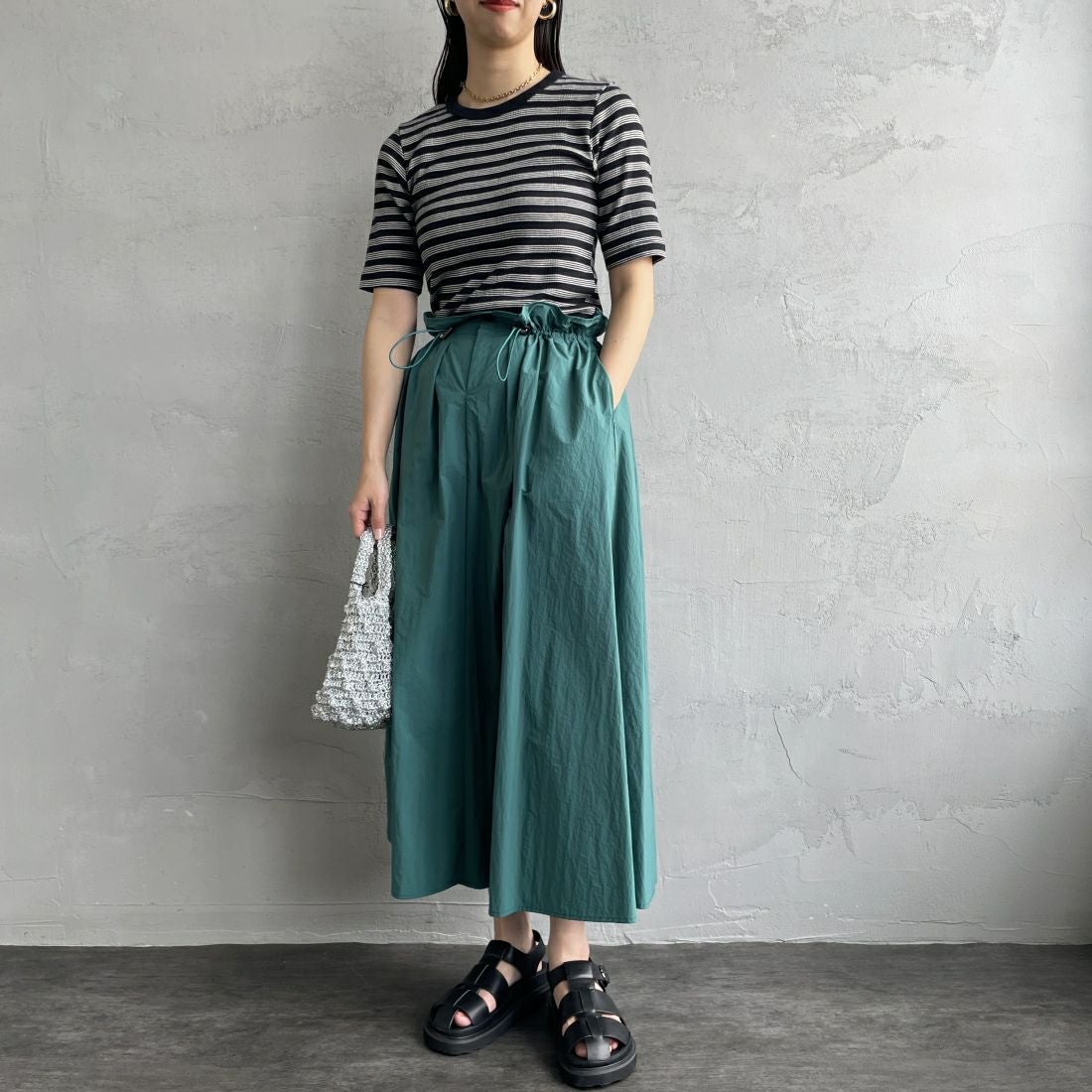 Jeans Factory Clothes [ジーンズファクトリークローズ] ドローコードギャザースカート [21241062] 060 ｸﾞﾘｰﾝ &&モデル身長：163cm 着用サイズ：F&&