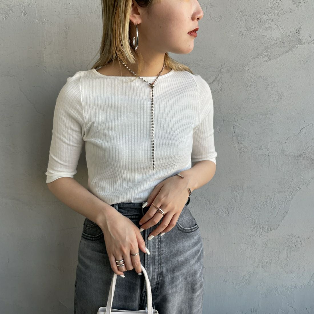 O.WHITE&&モデル身長：156cm 着用サイズ：0&&