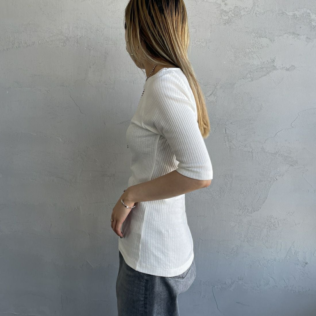 Noir Fabrik [ヌワールファブリック] ボートネックリブカットソー [JFS-C022] O.WHITE &&モデル身長：156cm 着用サイズ：1&&