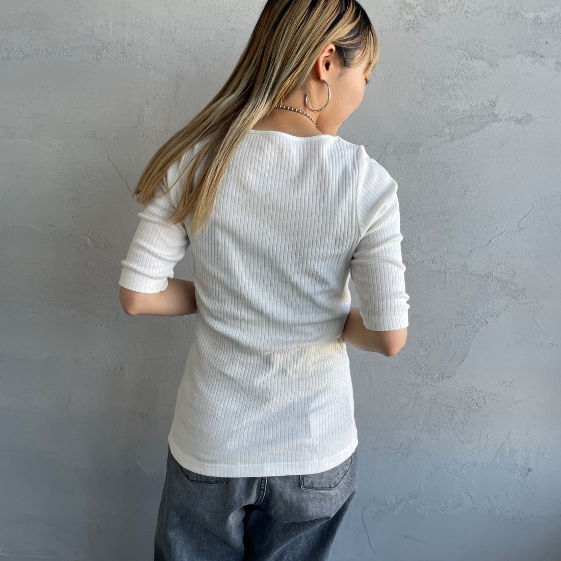 Noir Fabrik [ヌワールファブリック] ボートネックリブカットソー [JFS-C022] O.WHITE &&モデル身長：156cm 着用サイズ：1&&