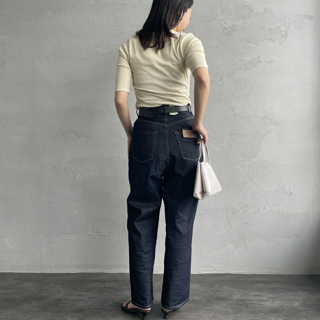 Noir Fabrik [ヌワールファブリック] ボートネックリブカットソー [JFS-C022] BEIGE &&モデル身長：163cm 着用サイズ：0&&