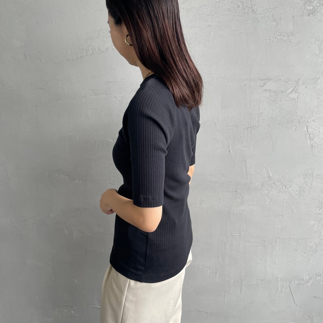 Noir Fabrik [ヌワールファブリック] ボートネックリブカットソー [JFS-C022] BLACK &&モデル身長：163cm 着用サイズ：1&&