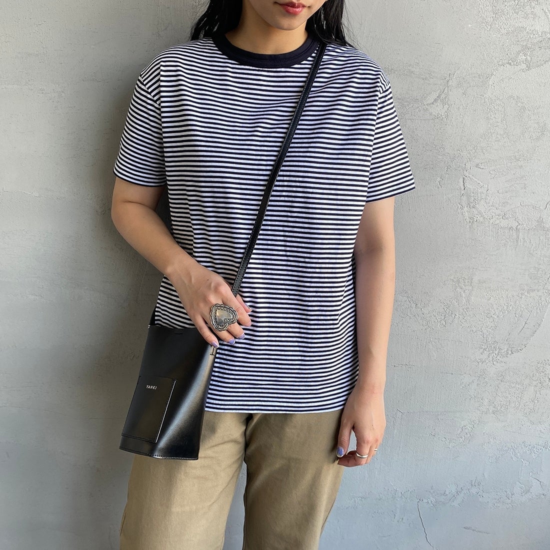 THE SHINZONE [ザ シンゾーン] コットンパックTシャツ [20SMSCU66] 85 W/BORDE &&モデル身長：156cm 着用サイズ：F0&&